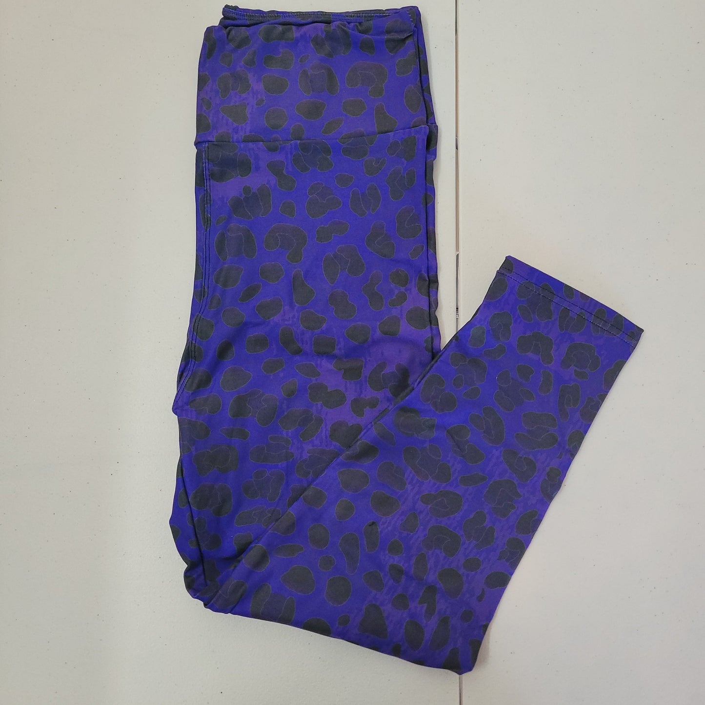 Multicolor Cheetah Print capris