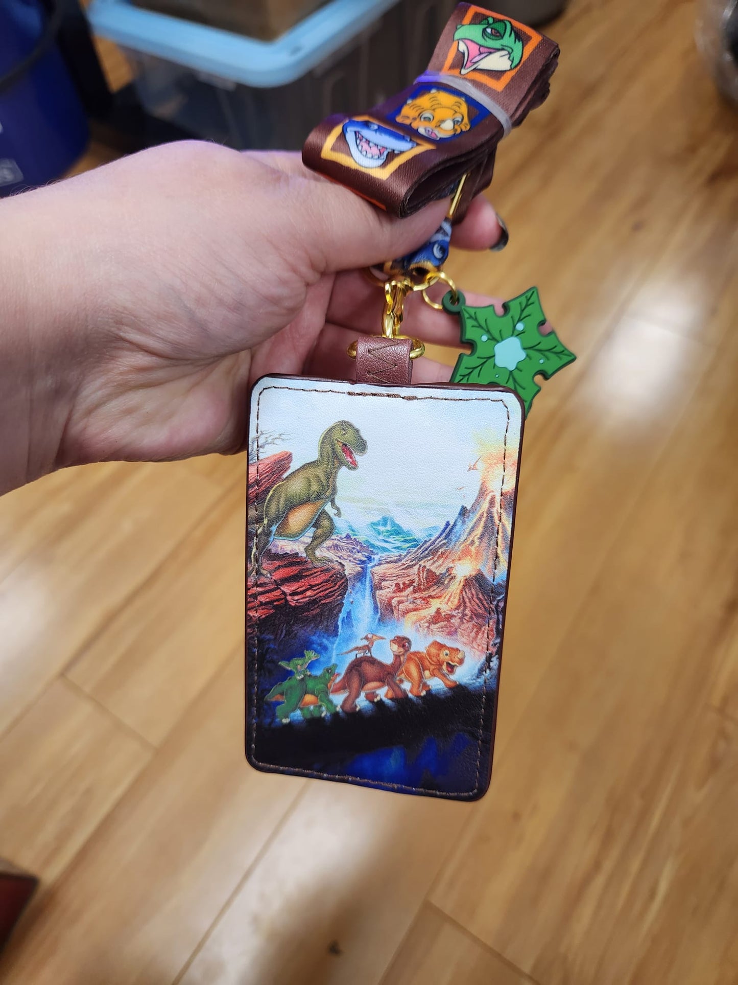 Universal Pictures Loungefly - The Land Before Time Group Scene With Card Holder