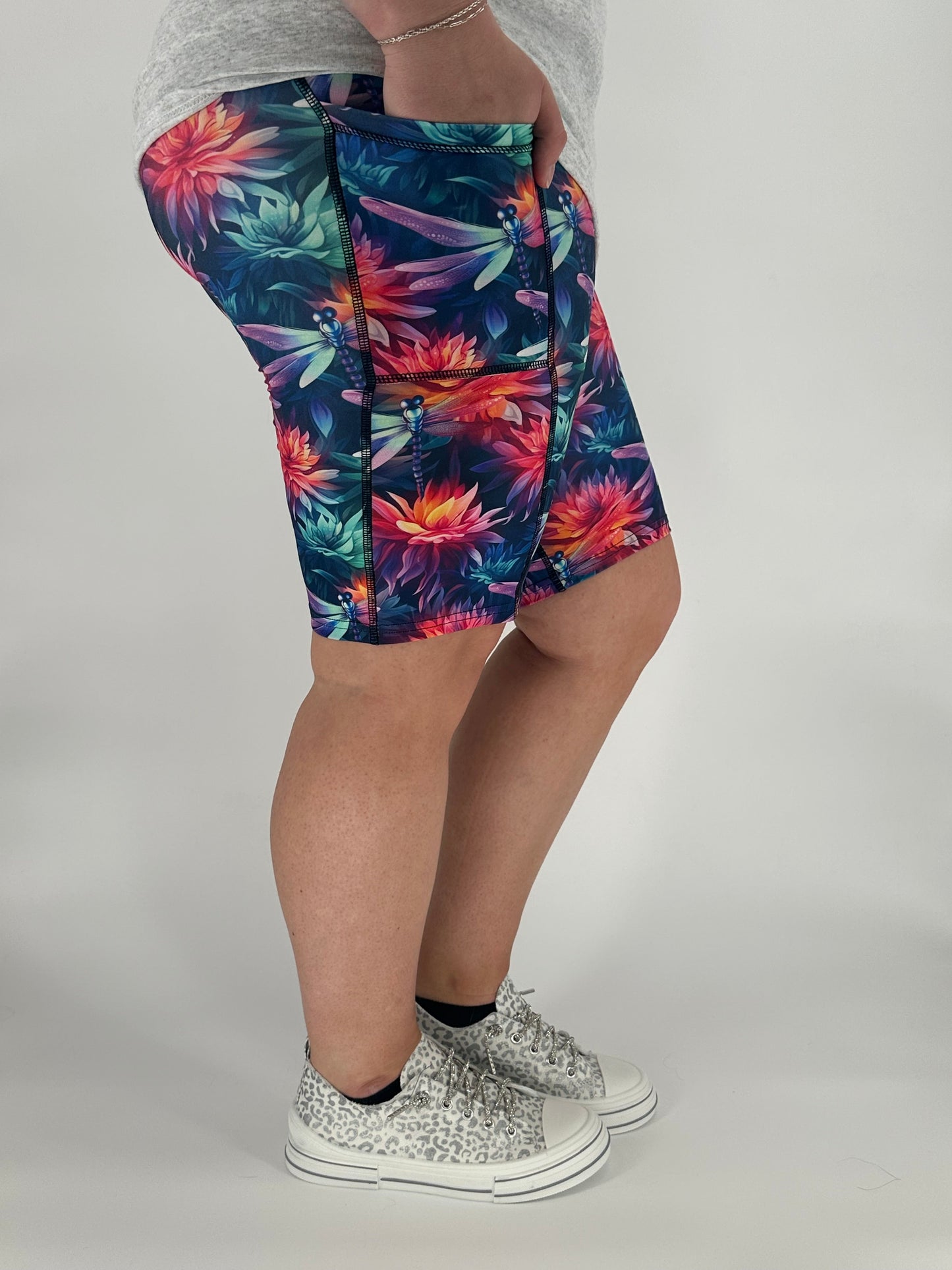 Vibrant Dragonfly Bermuda Shorts w/ Pockets