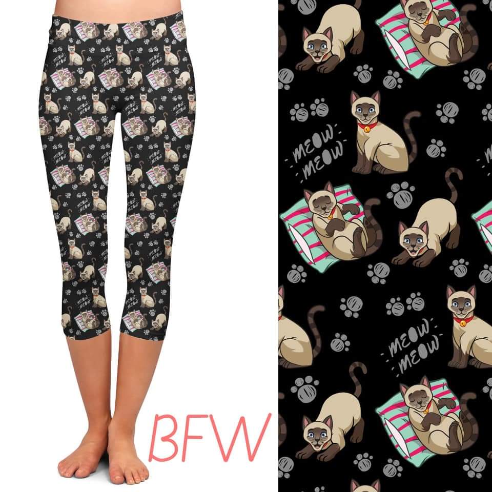Siamese capris with pockets