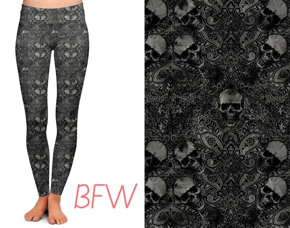 Dead Skulls leggings with pockets