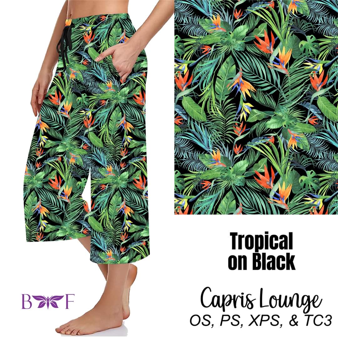 Tropical On Black capris with pockets