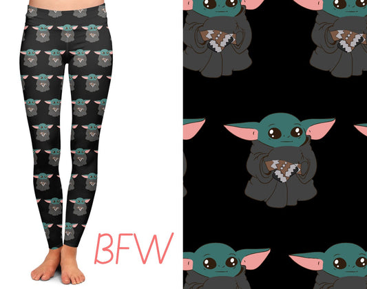 Mittens capris and leggings with pockets