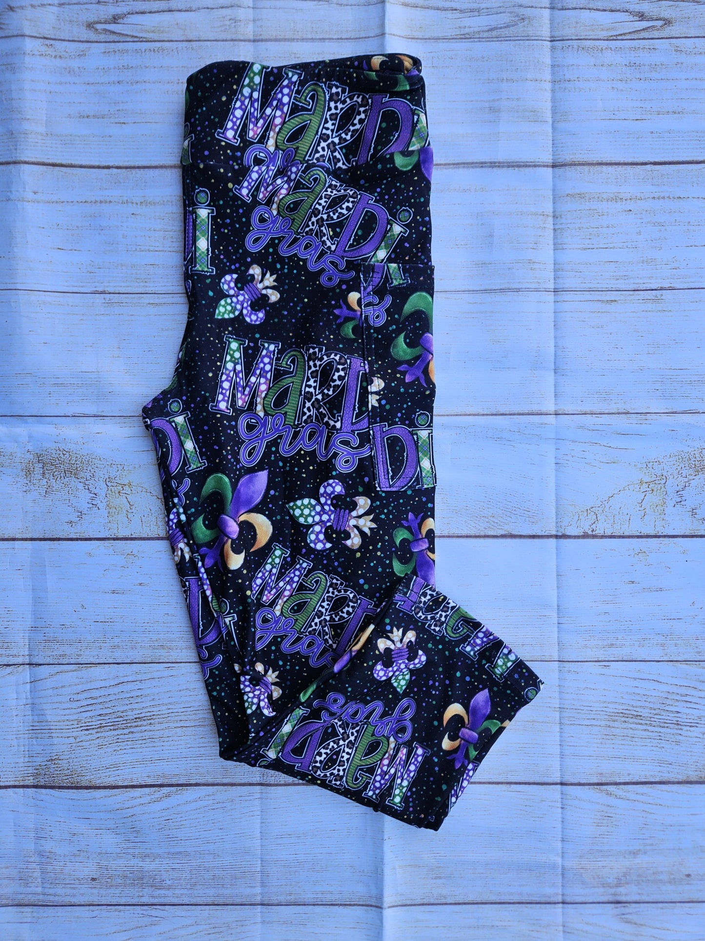 Mardi Gras 1 leggings and capris with pockets