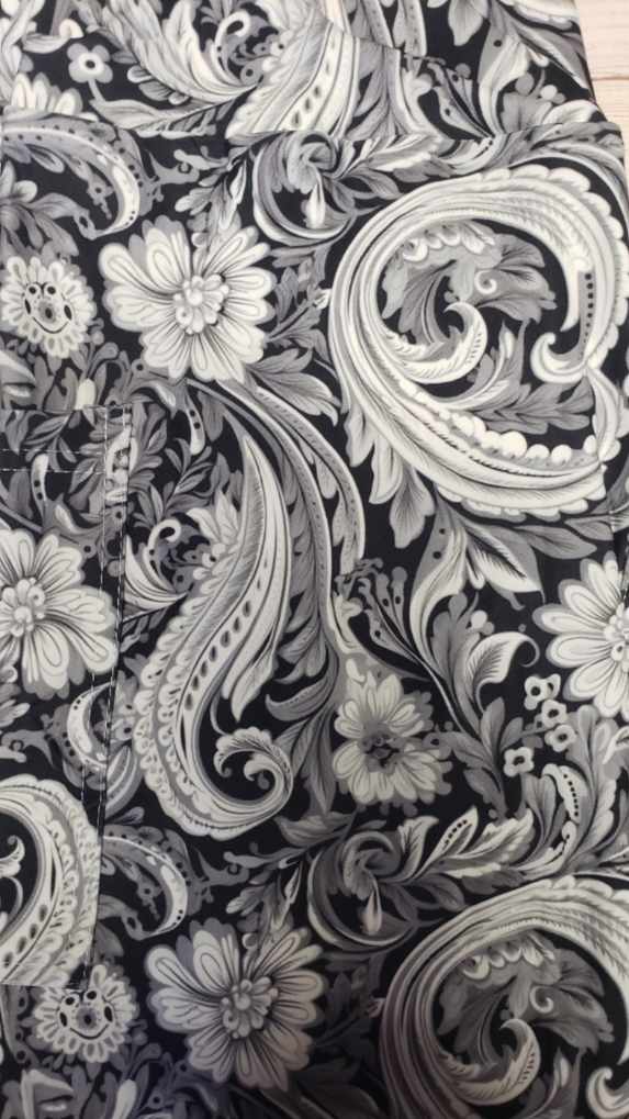 Black and Grey Paisley Floral leggings and capris with pockets