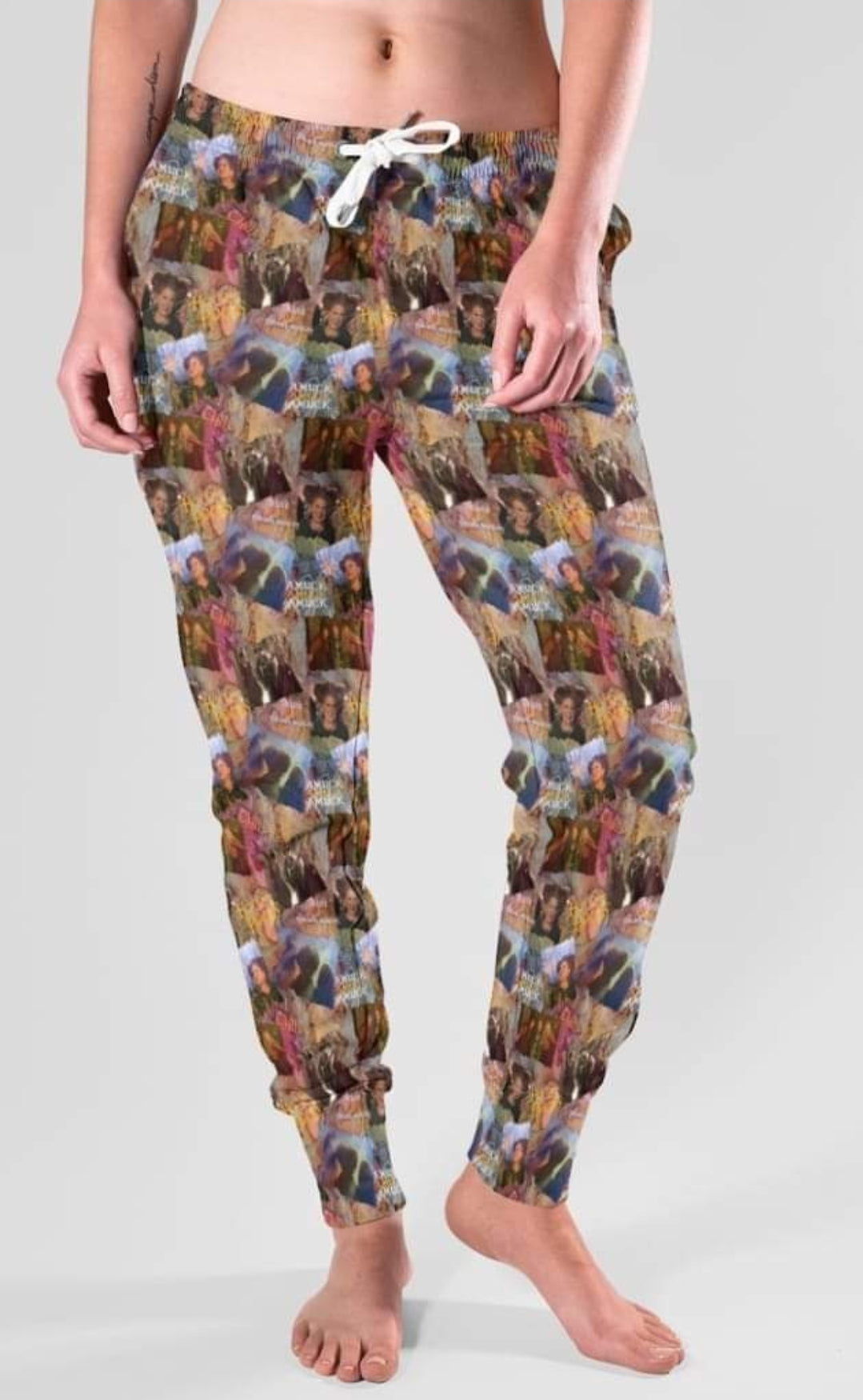 Witches Be Good capris with pockets