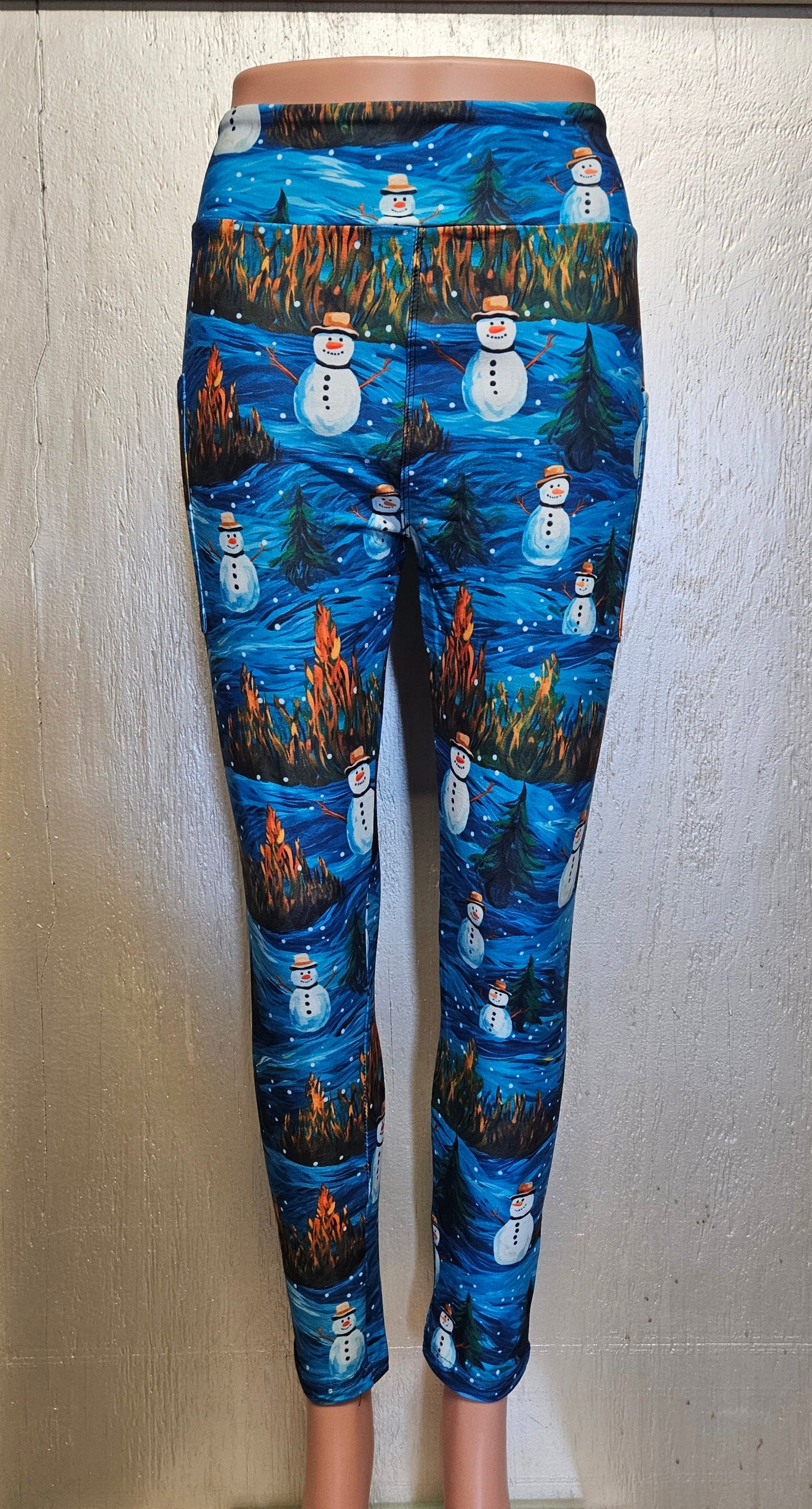 Painted Snowmen skorts and leggings with pockets