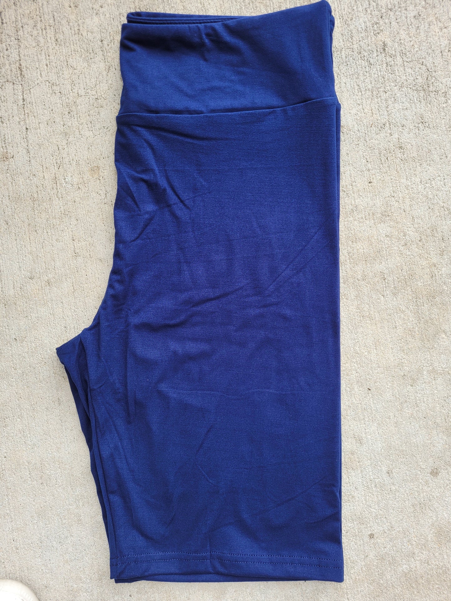 Navy Biker Shorts no pockets