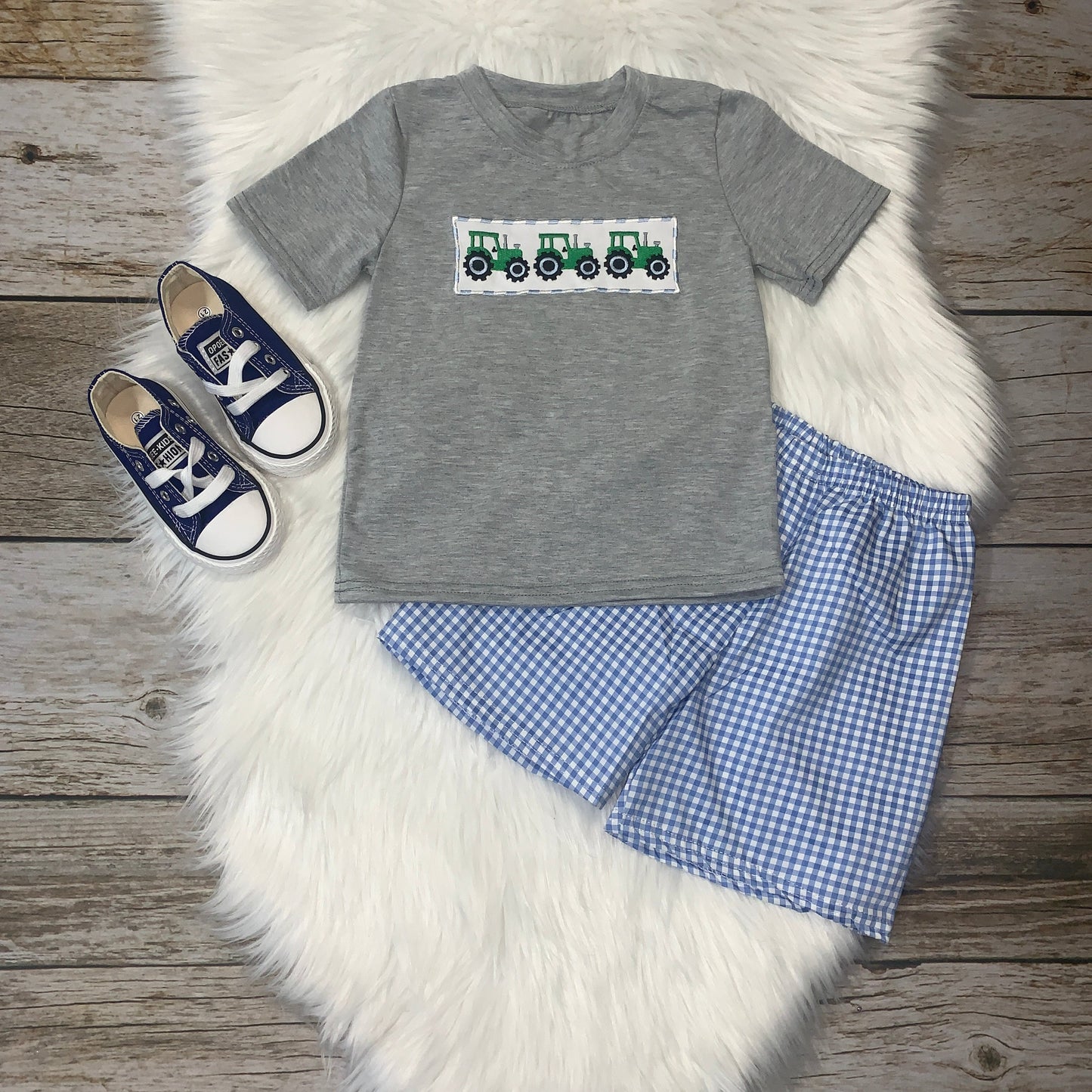 Gray Embroidered Green Tractor Tee & Blue Checkered Shorts Set