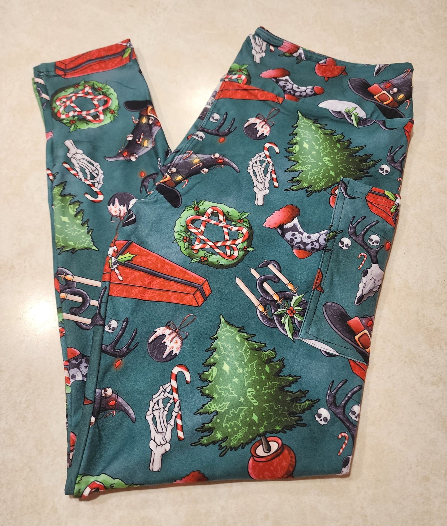 Skull Holiday Full Length Leggings w/ Pockets