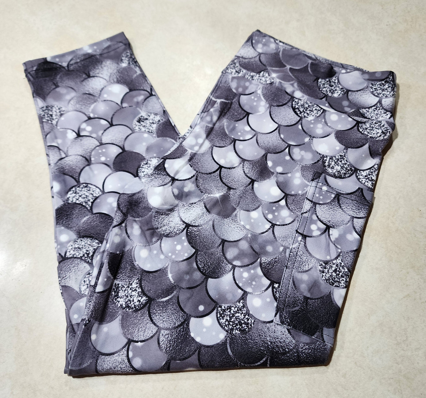 Gothic Mermaid Capri Length w/ Pockets