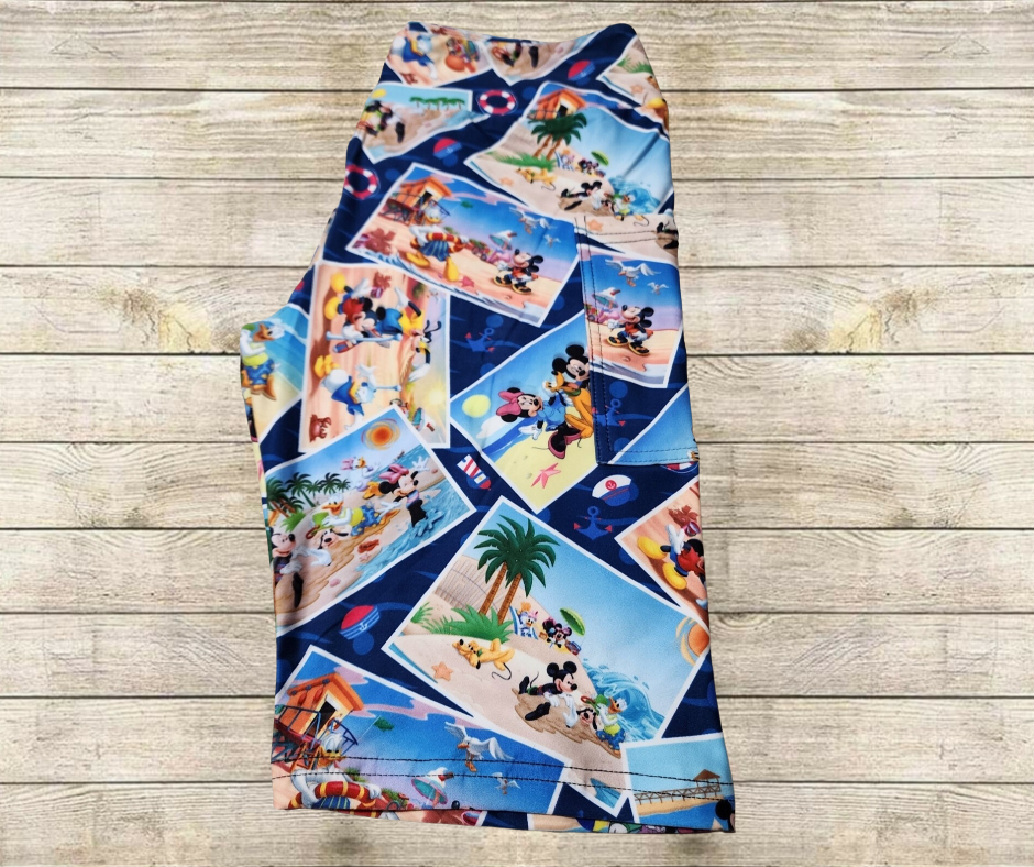 Mouse Family Vacation 10" Jamaica Shorts