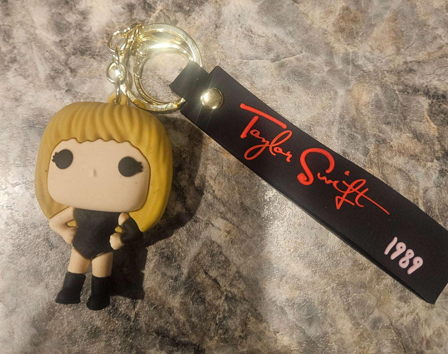 SWIFTIE keychains/book bag clips