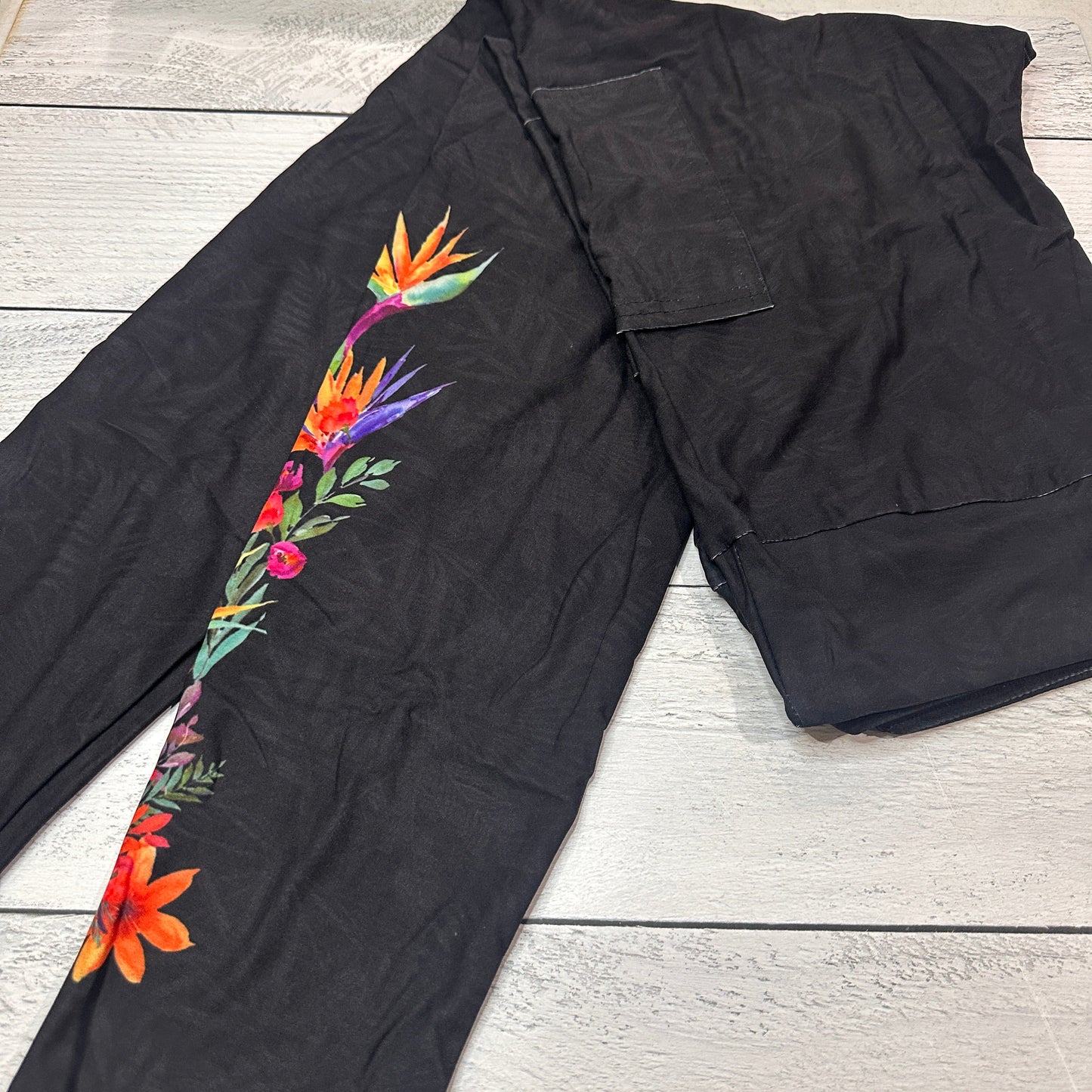 TC - Adult Leggings with Pockets Bundle - 21