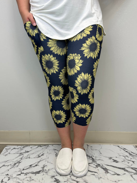 Navy Sunflower Capri w/ Pockets