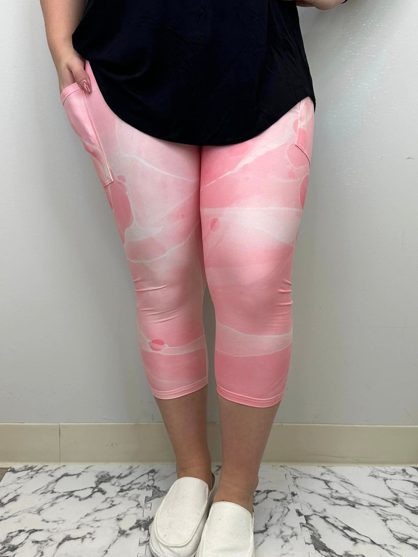Pinky Capri w/ Pockets