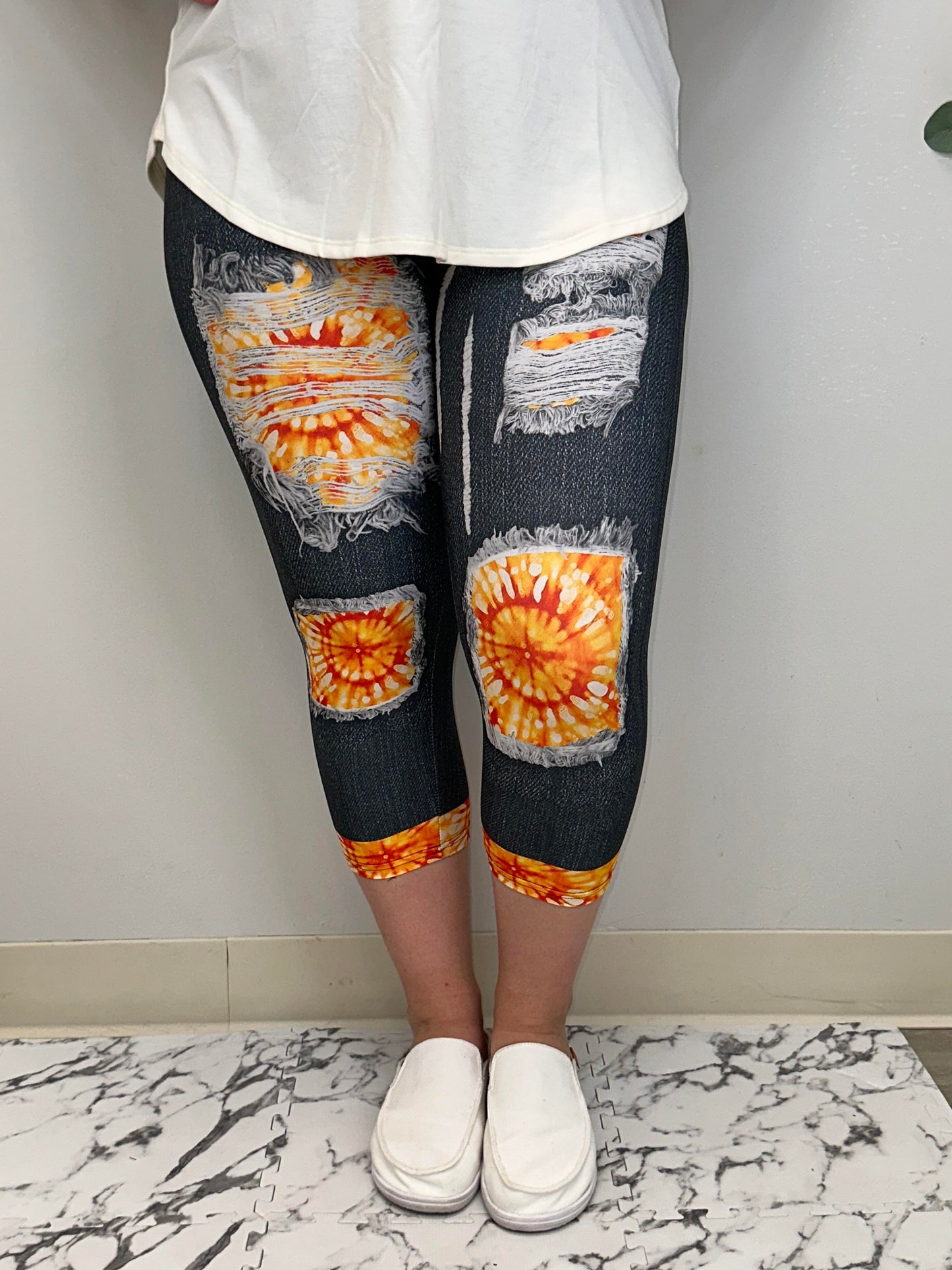 Tangerine Capri w/ Butt Pockets