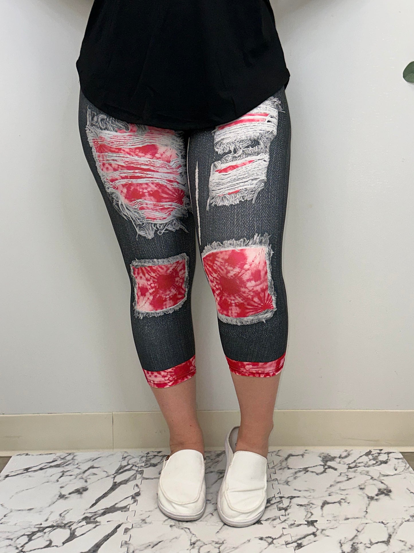 Firey Red Capri w/ Butt Pockets