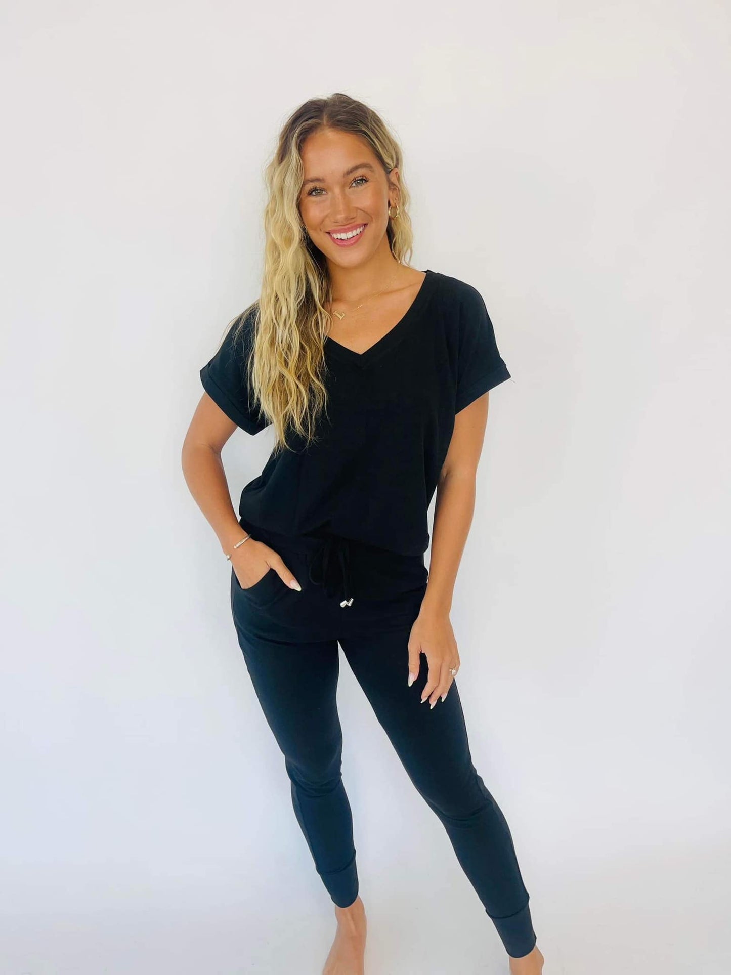 Kristie V-Neck Lounge Set  BLACK Preorder closes 8/31 eta late Sept.