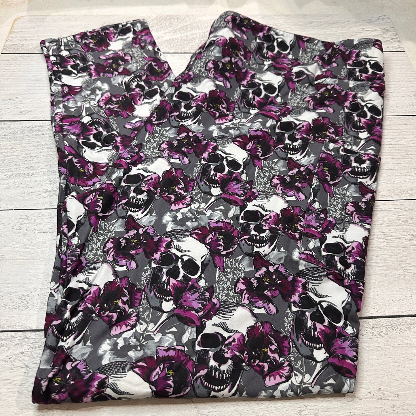 TC3 - Adult Leggings with Pockets Bundle - 11