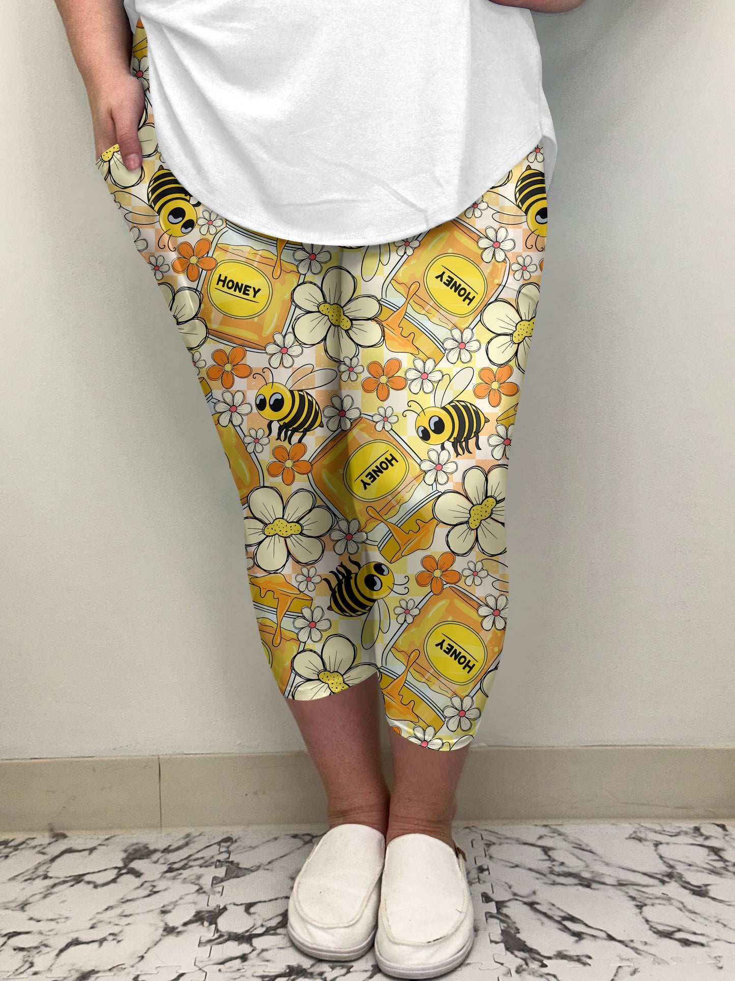 Honey Capri w/ Pockets | Run Ends 3/8 | 42 Days