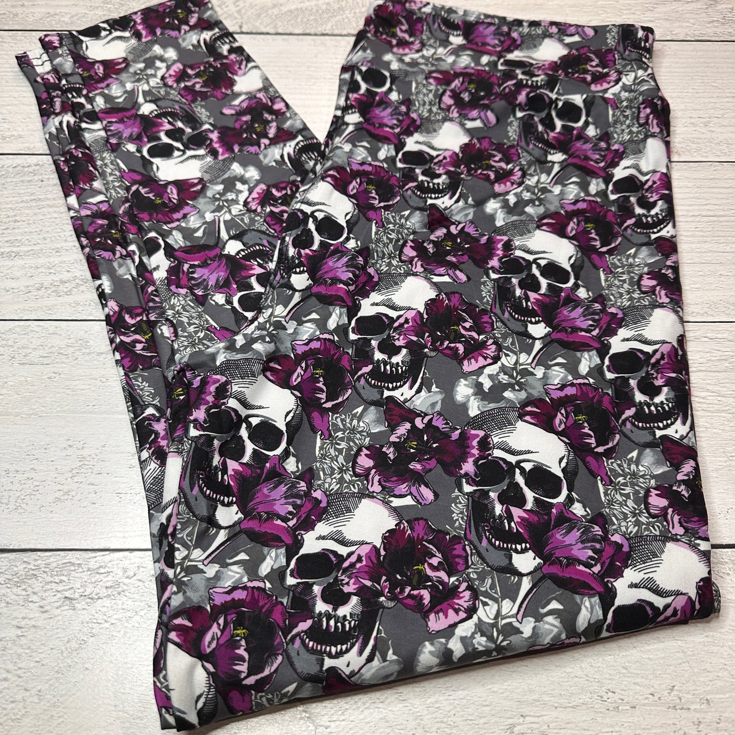 TC - Adult Leggings Bundle - 16