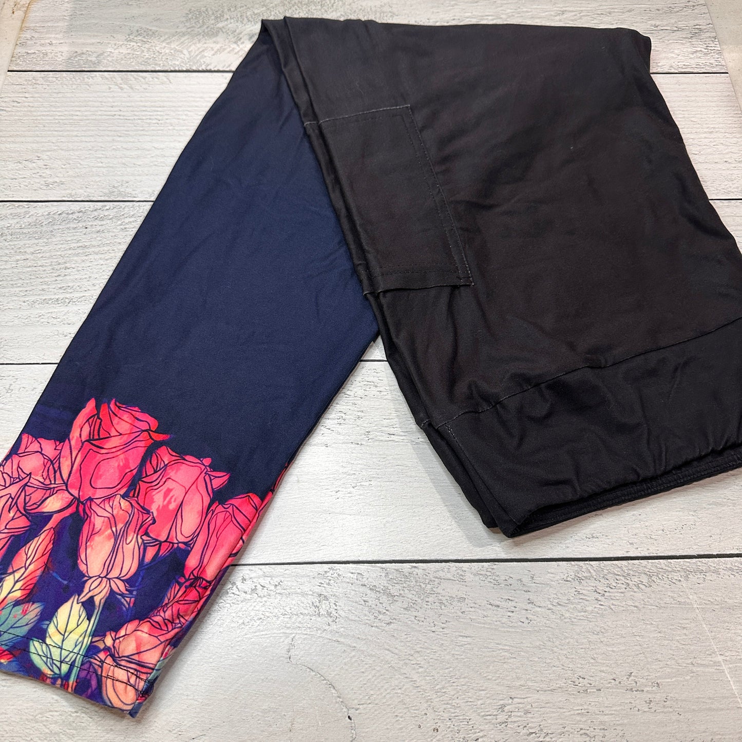TC2 - Adult Leggings with Pockets Bundle - 11