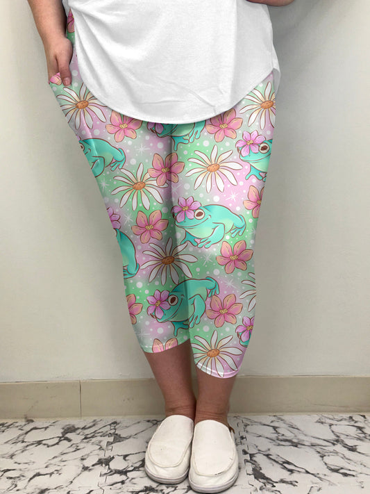 Floral Frog Capri w/ Pockets | Run Ends 3/8 | 42 Days