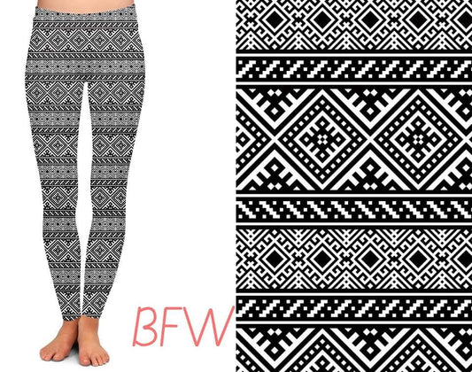 Black and White Aztec with pockets