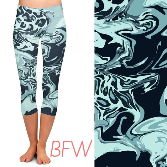 Teal Marble Plus Size Capris with pockets