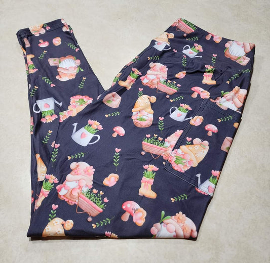 Tulip Gnomes Full Length w/ Pockets