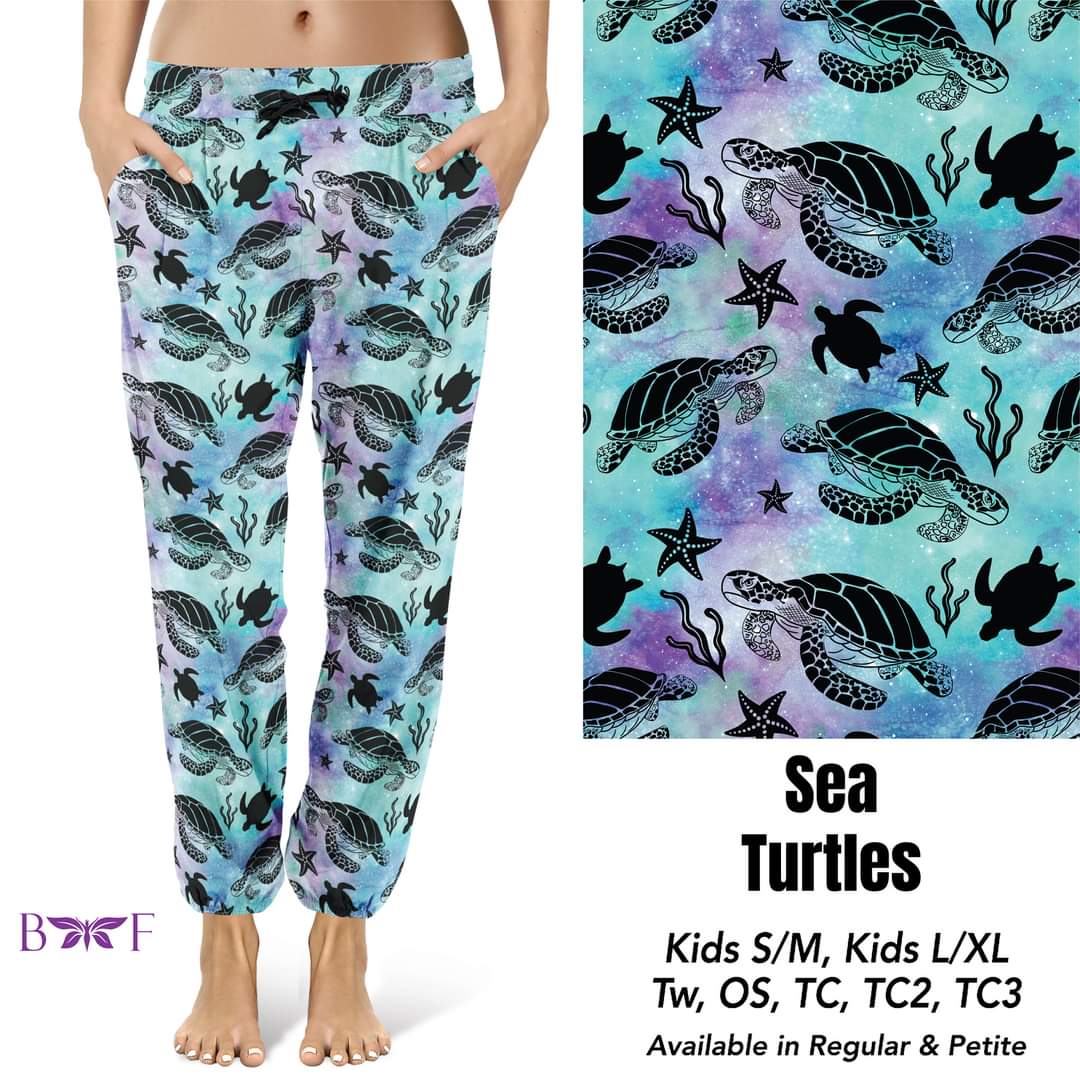 Sea Turtles Biker Shorts with pockets