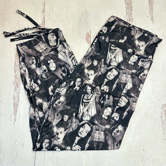 Ladies of Horror Ruched Cuff Capris with Side Pockets