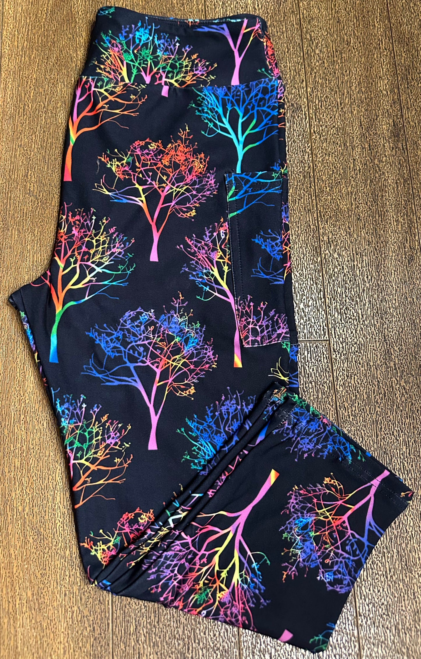 Neon Tree of Life leggings, capris and skorts with pockets