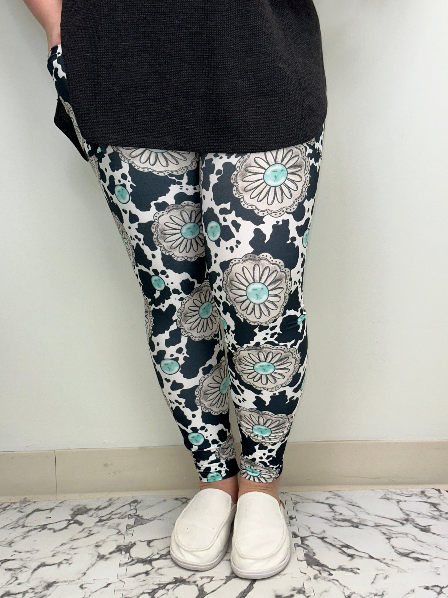 Turquoise Cow Leggings w/ Pockets