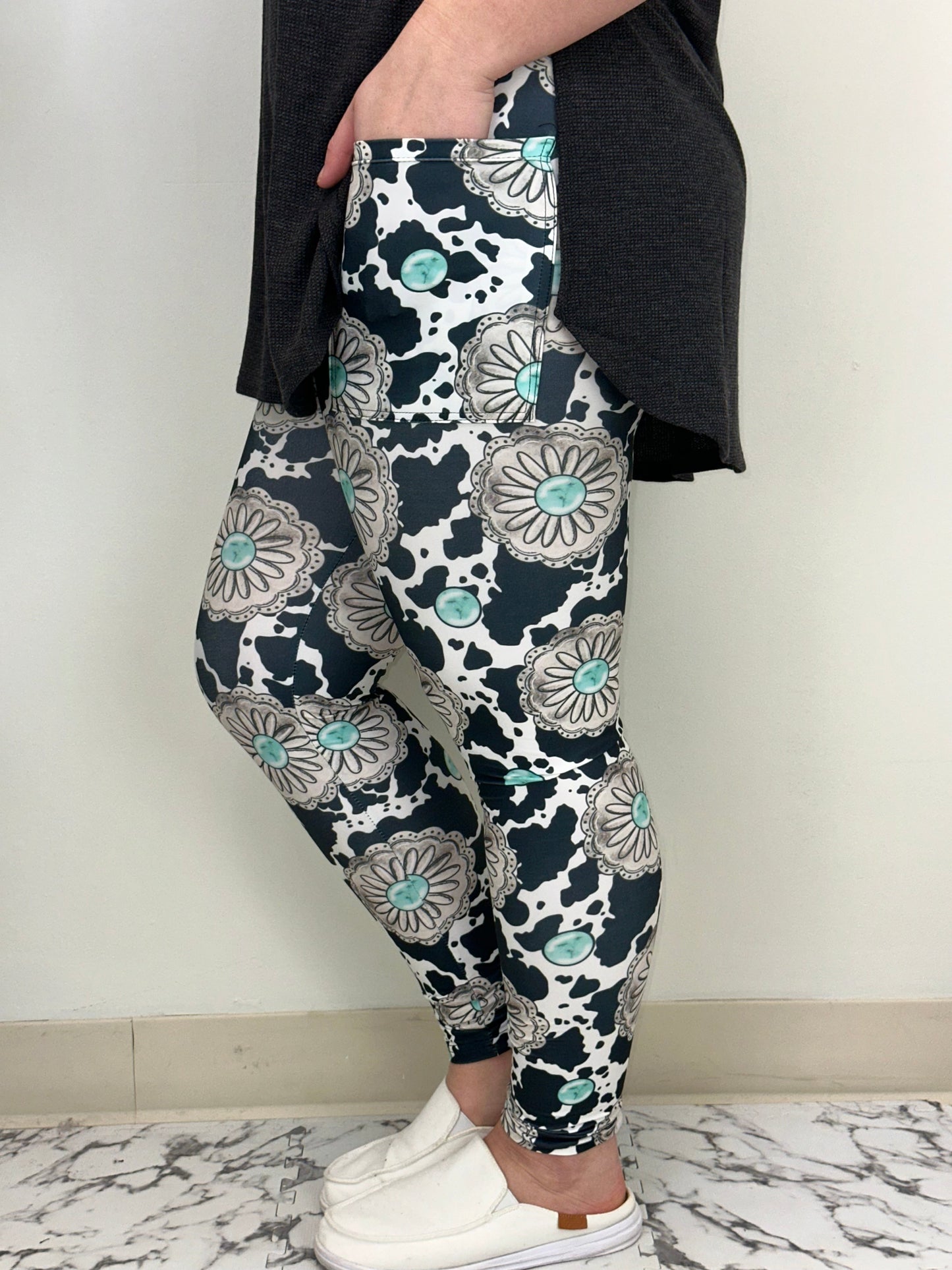 Turquoise Cow Leggings w/ Pockets