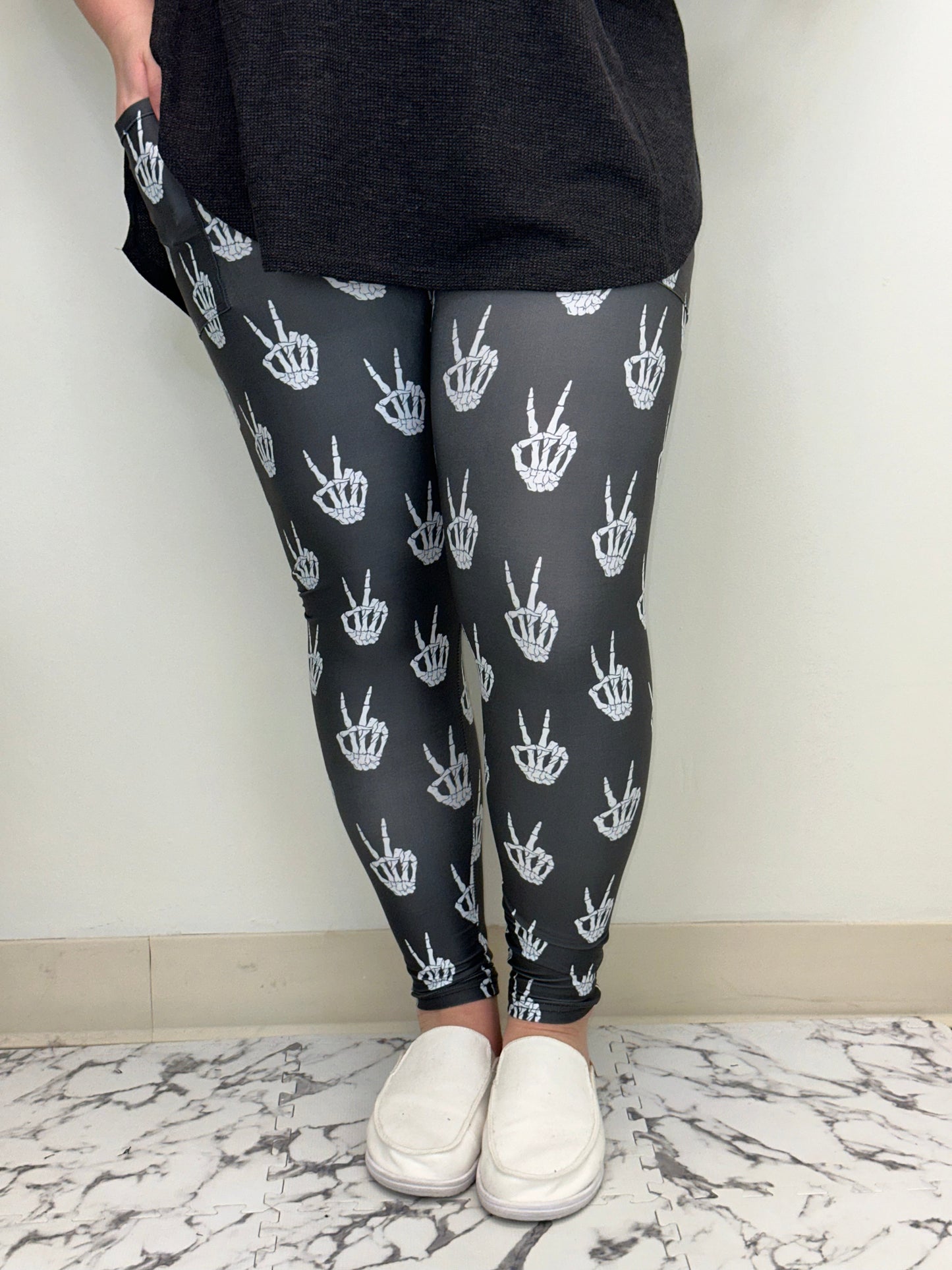 Skelly Peace Leggings w/ Pockets