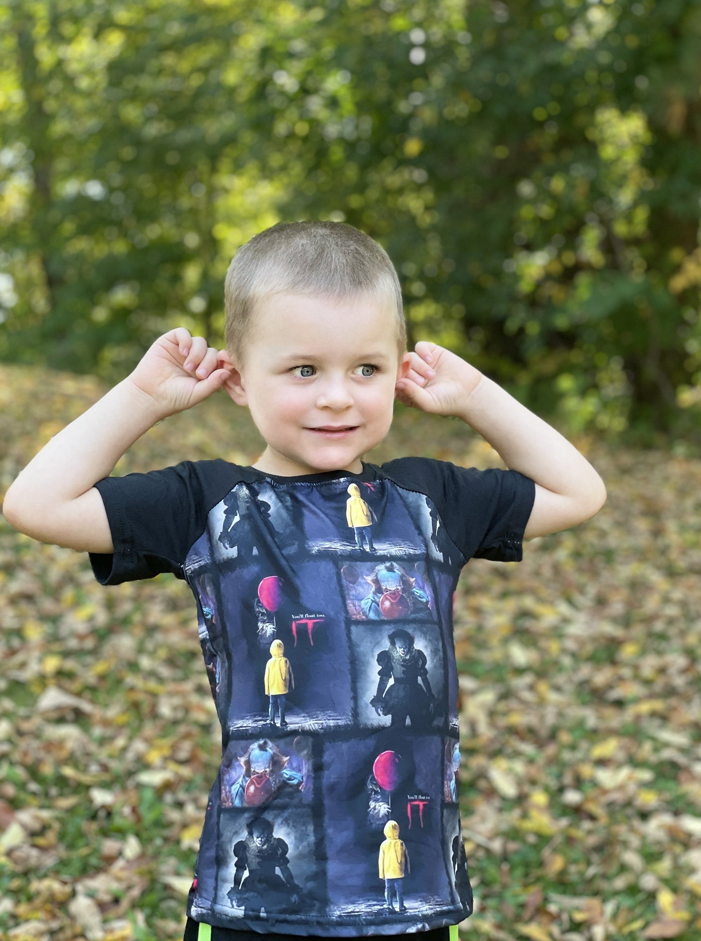 Halloween Horror You'll Float Too Raglan