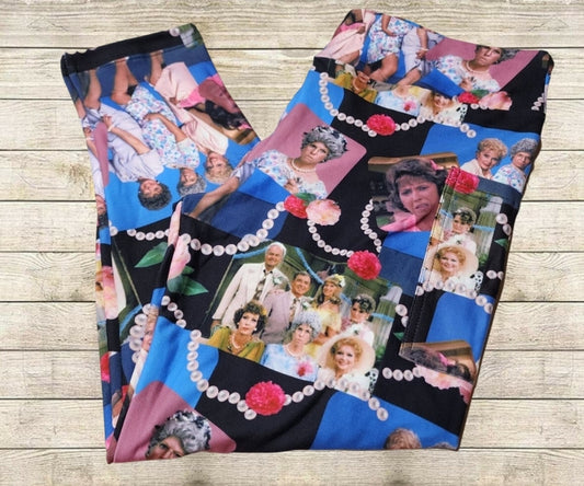 Mama Capri Length w/ Pockets