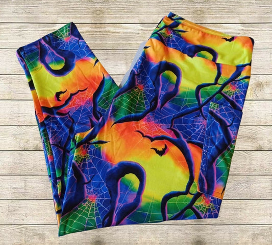 Tie Dye Webs Capri Length w/ Pockets
