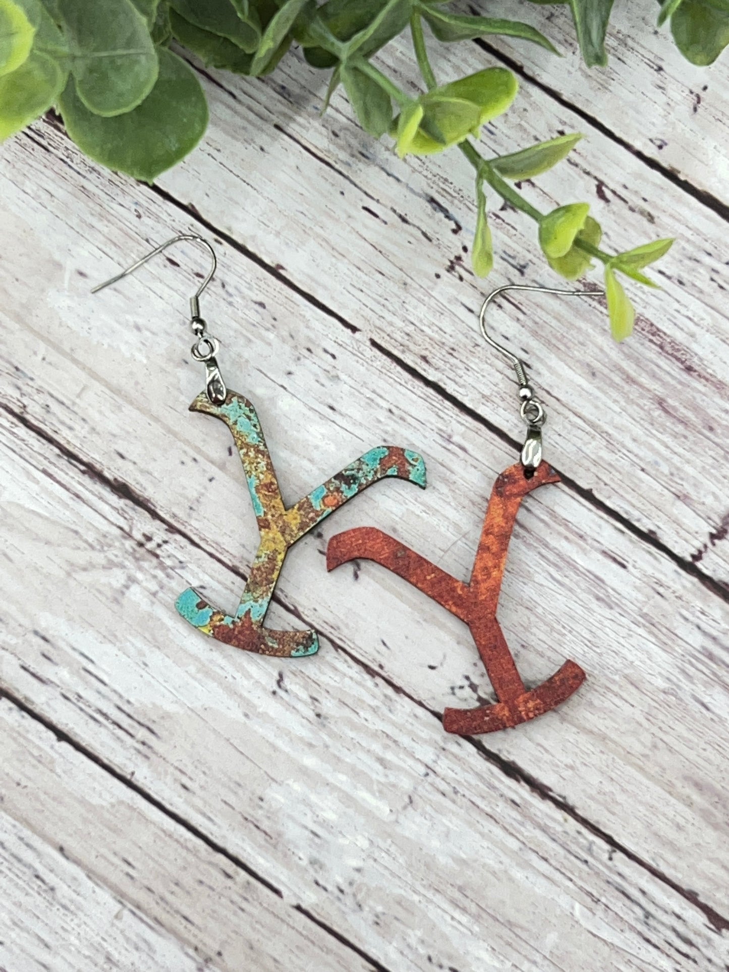 Y Shape - Rusted - Handcrafted Earrings