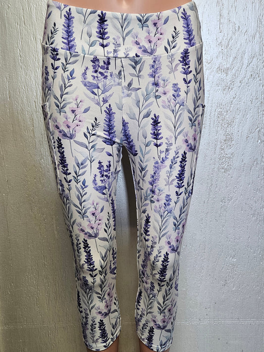 Lavender Fields capris with pockets