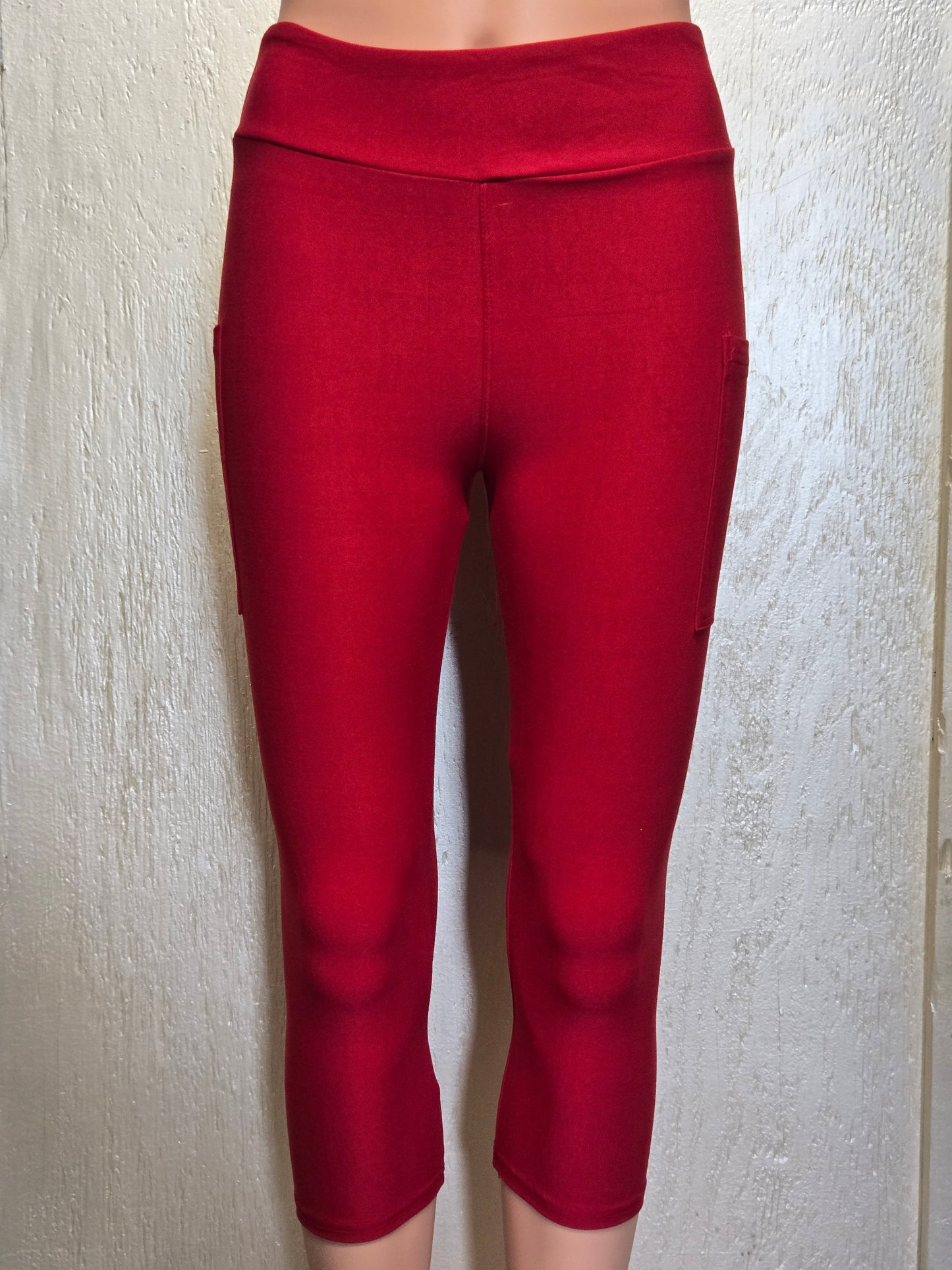 Red leggings and capris with pockets