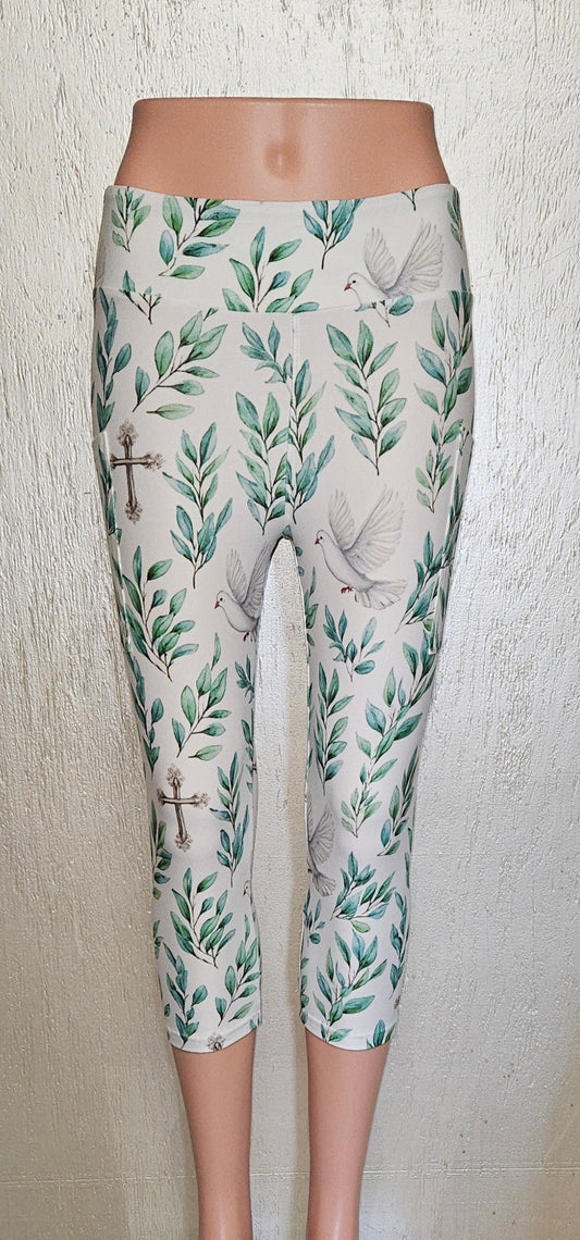 Dove Crosses capris with pockets
