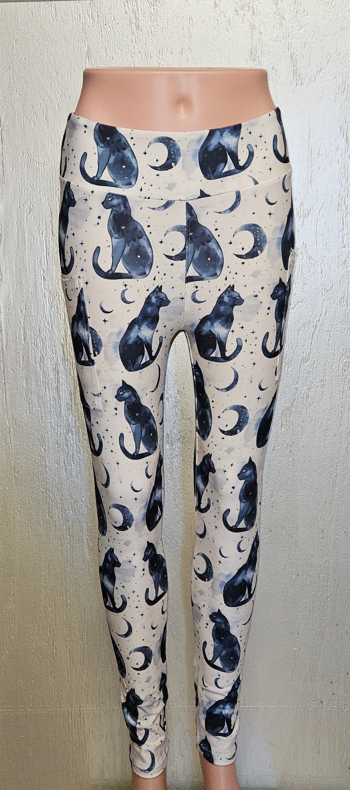 Black Moon Cats leggings with pockets